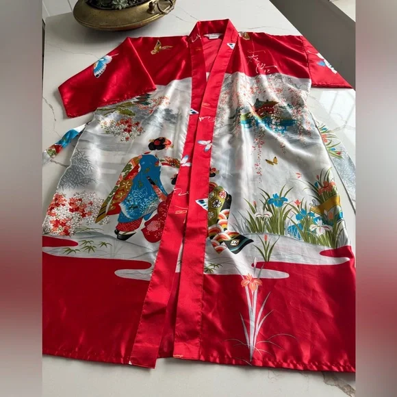 Vintage 1970’s made in Japan satin kimono robe! Excellent condition! - Picture 1 of 6